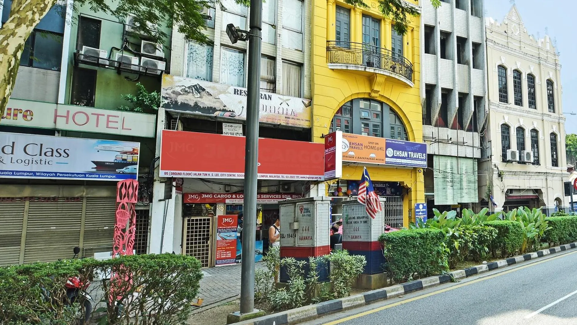 Hotel Spot On 90850 Ehsan Travels Home Kuala Lumpur